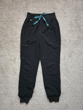 Figs Black FREEx™ Lined Zamora™ High Waisted - Jogger Scrub Pants